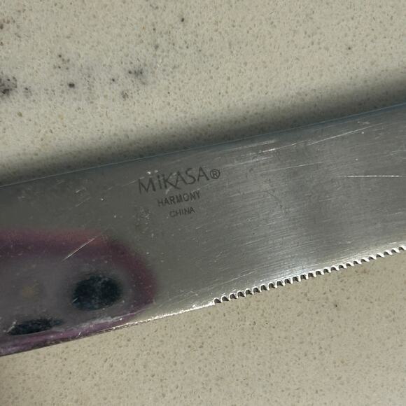 7 Modern Solid Knife Harmony Mikasa Stainless, Glossy, Bands, Flat Tip, Serrated - Picture 3 of 9